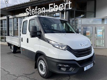 Xe van thùng mui bạt IVECO Daily 35s16