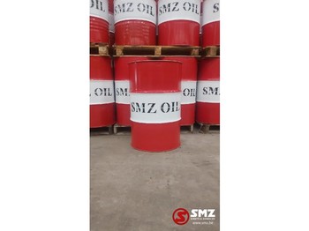 Dầu động cơ và các sản phẩm chăm sóc xe hơi