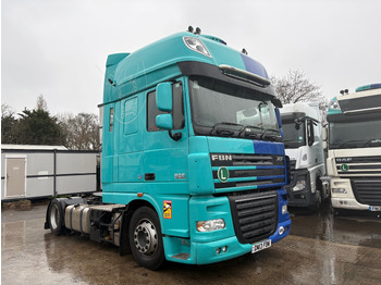 Xe đầu kéo DAF XF 105 460