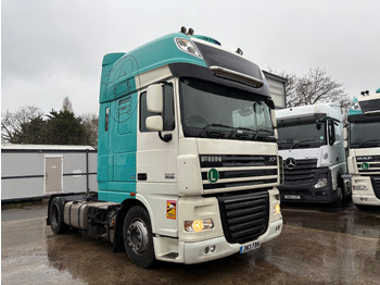 Xe đầu kéo DAF XF 105 460