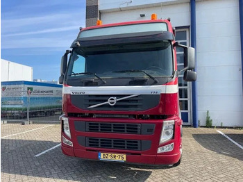 Xe đầu kéo VOLVO FM 410