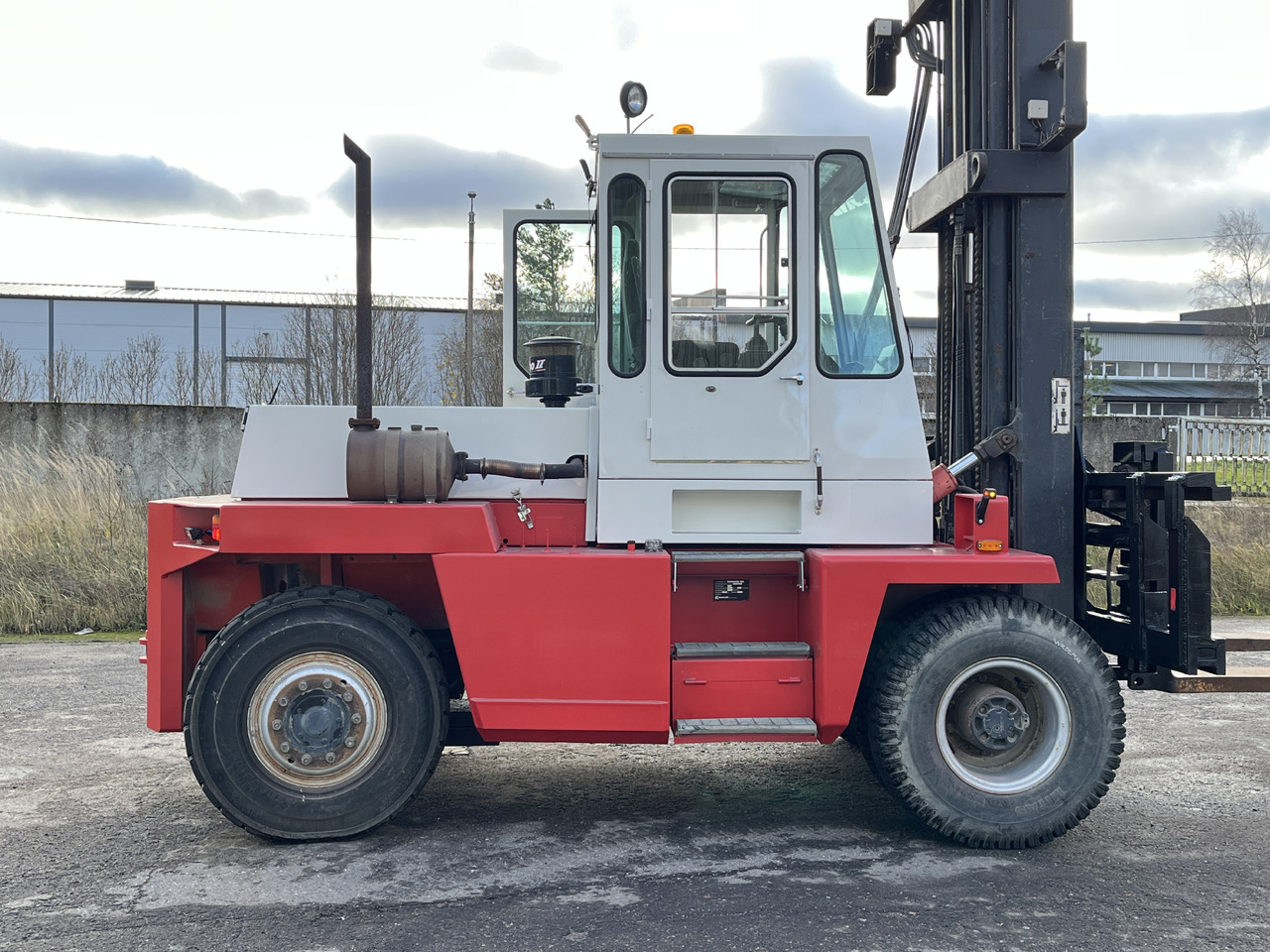 Xe nâng diesel Kalmar LMV DB 13,6-600: hình 8