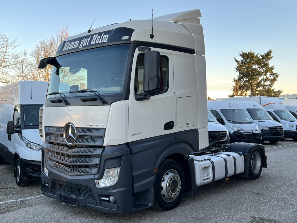 Xe đầu kéo Mercedes-Benz Actros 1842 Euro6 Klima 2xBett Mega-Standard SZM: hình 8