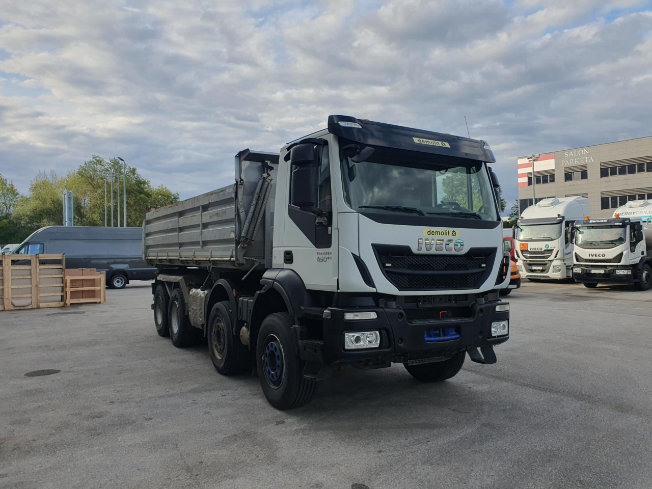 Xe ben IVECO Trakker AD410T45: hình 7