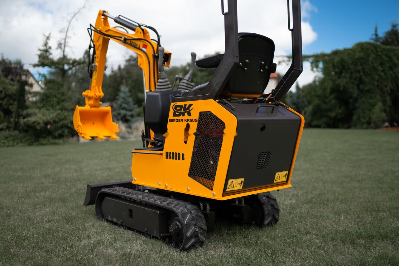 Máy xúc mini mới Berger Kraus Mini Excavator BK800BS torsion arm with FULL equipment: hình 6