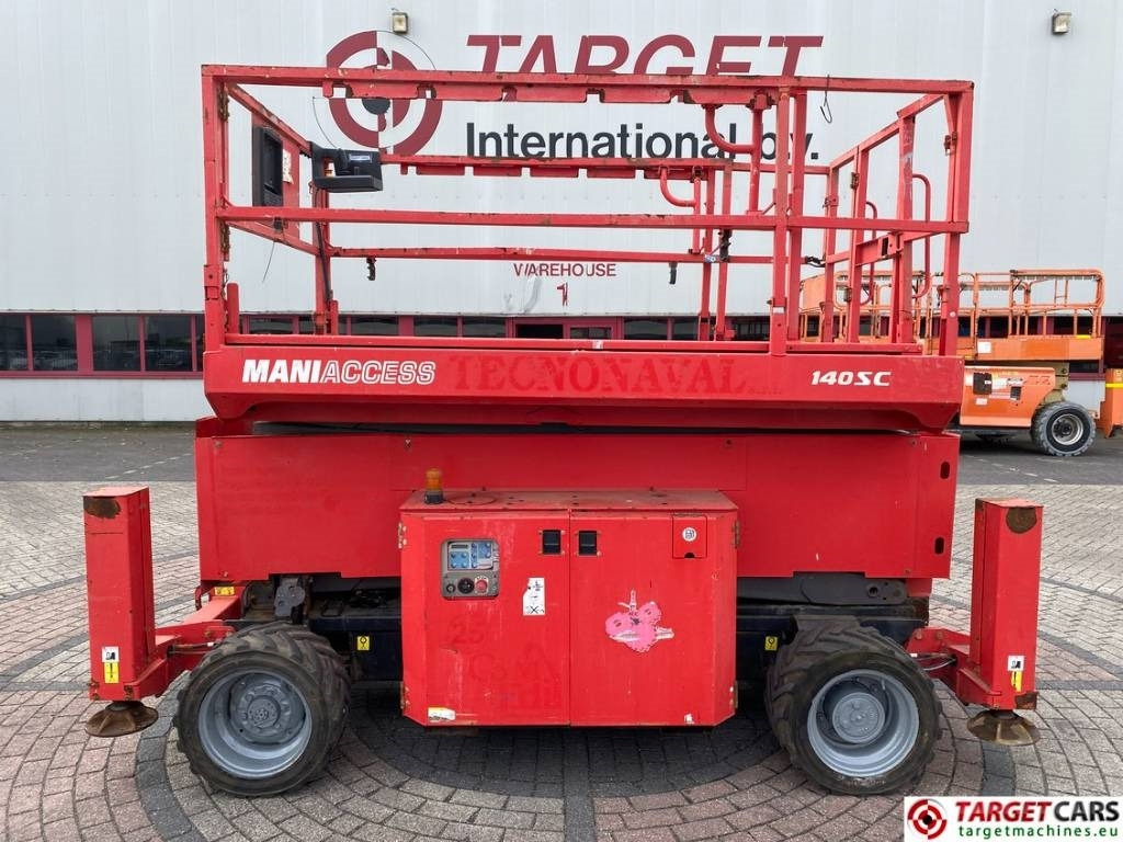 Cho thuê Manitou 140SC Diesel 4x4 Scissor Work Lift 1412cm  Manitou 140SC Diesel 4x4 Scissor Work Lift 1412cm: hình 34