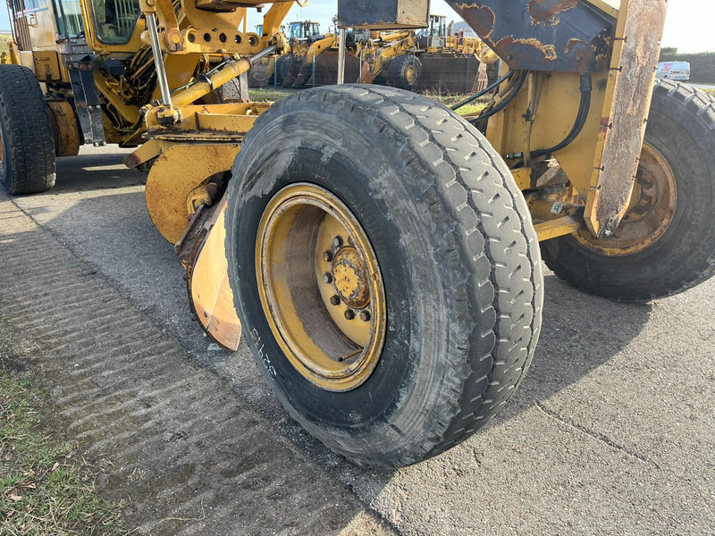 Máy san Caterpillar 160H: hình 16