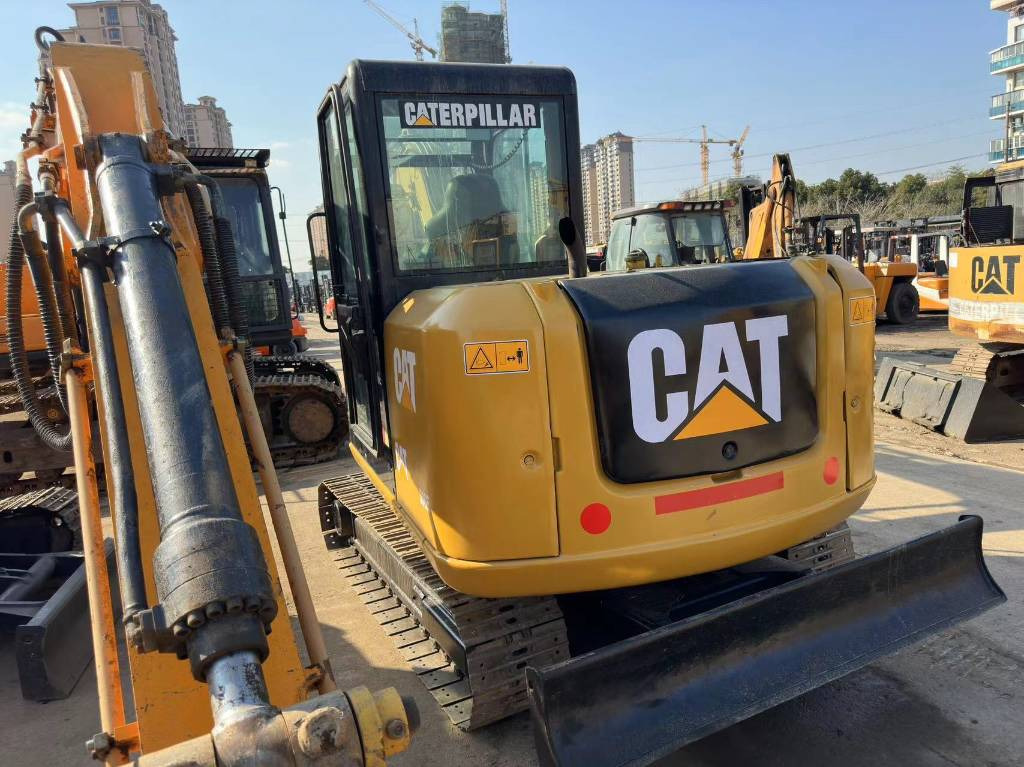 Máy xúc mini CAT 306E: hình 7