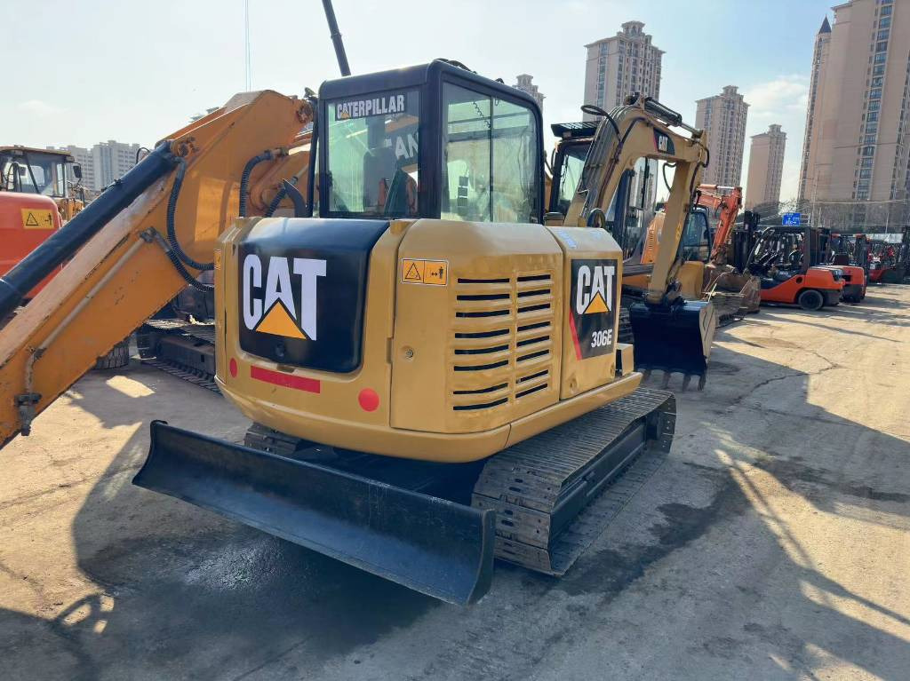 Máy xúc mini CAT 306E: hình 13