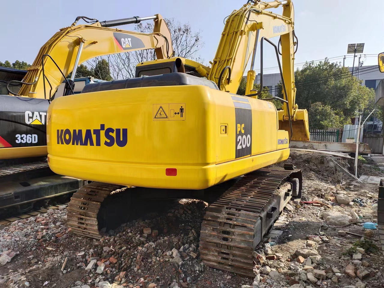 Cho thuê KOMATSU PC200-7 KOMATSU PC200-7: hình 6