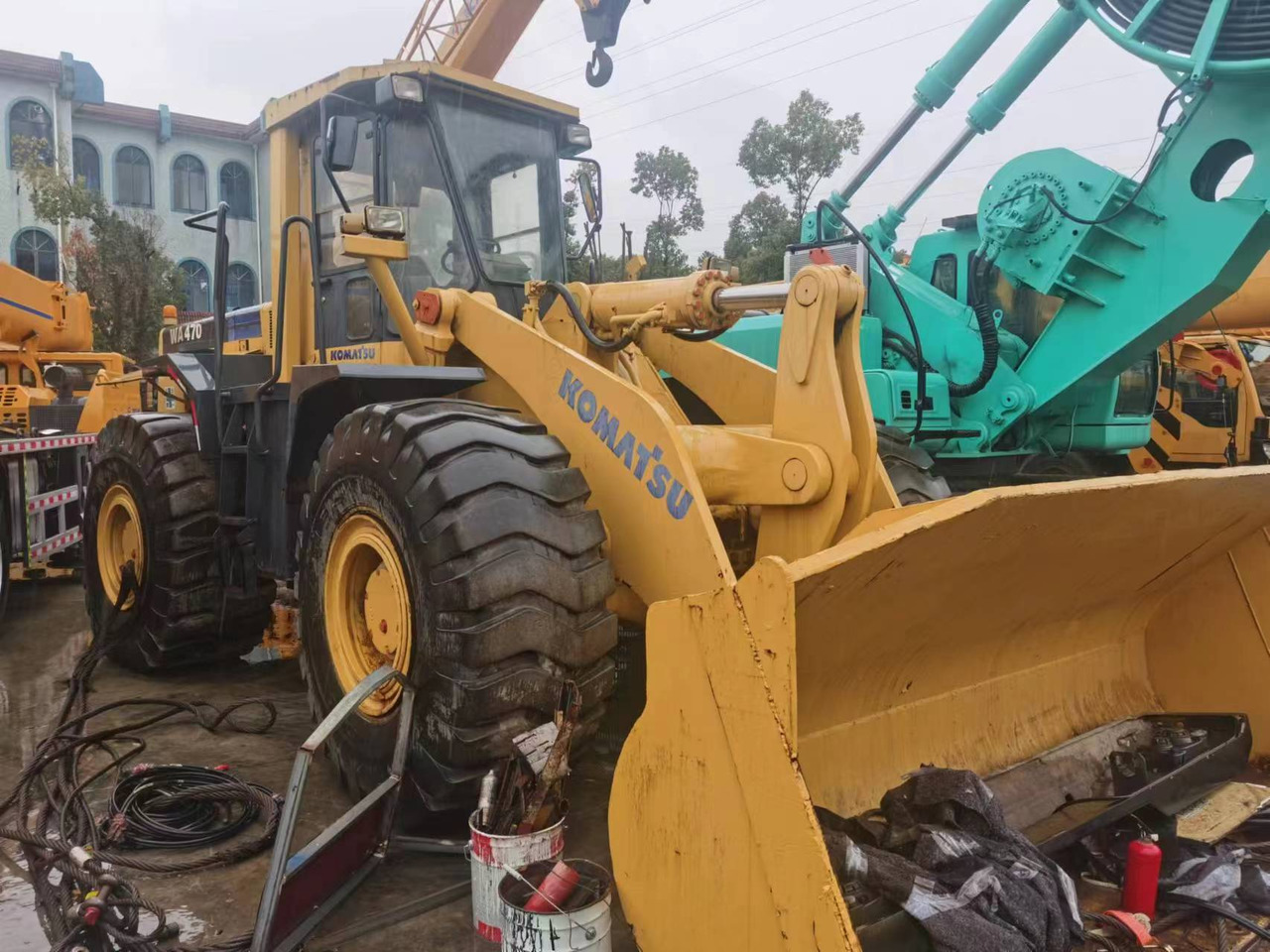 Máy xúc lật bánh lốp KOMATSU WA470: hình 7