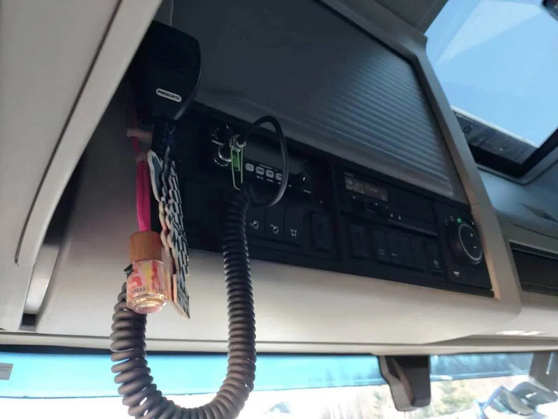 Xe đầu kéo Volvo FH 500 HMF 2820 Kran inkl Jiip.: hình 14