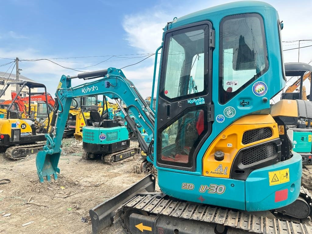 Máy xúc mini Kubota U -30: hình 8