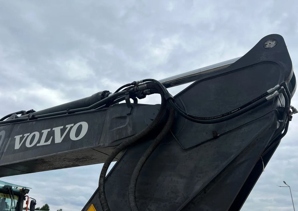 Máy xúc bánh xích Volvo EC 220 EL: hình 10