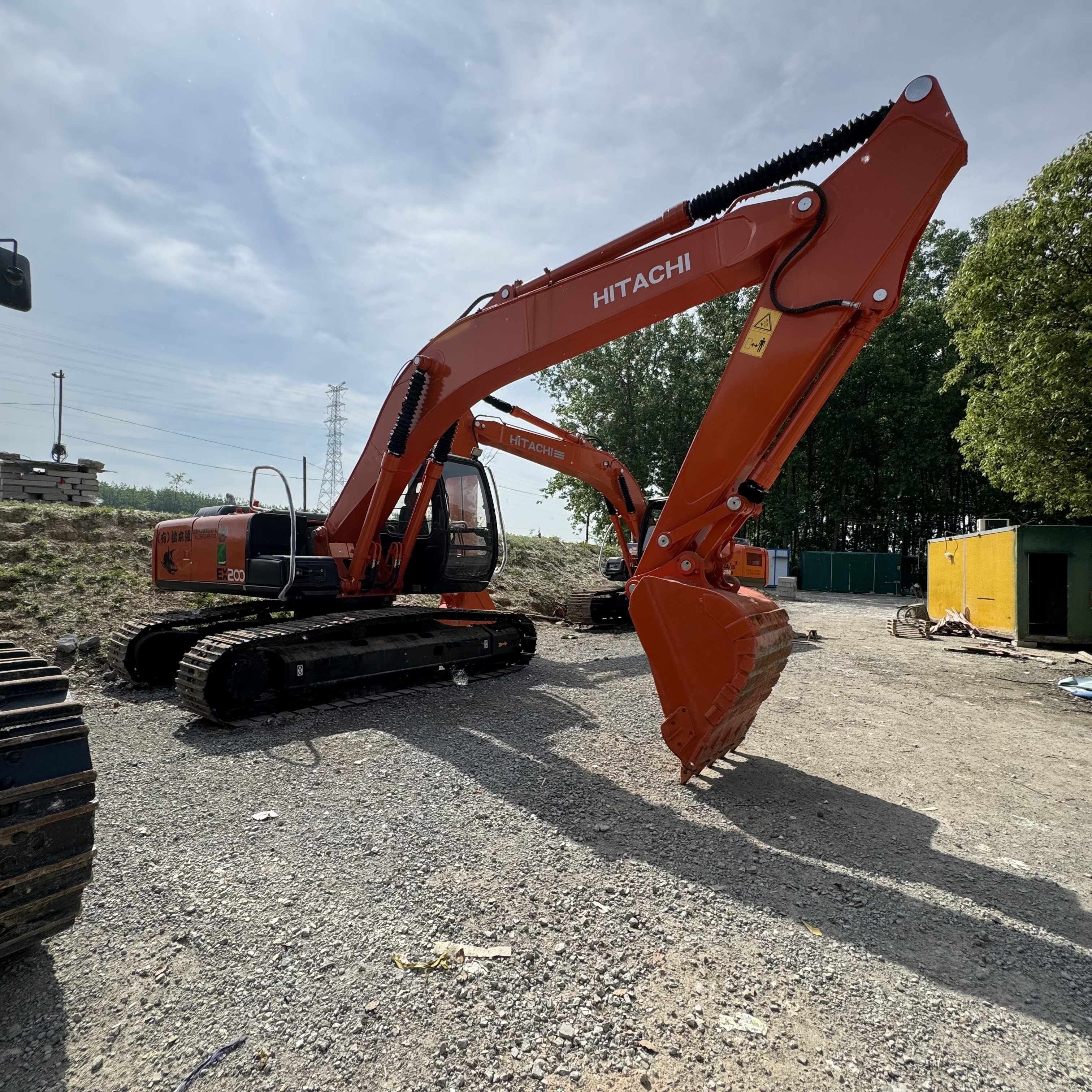 Cho thuê HITACHI ZX200 HITACHI ZX200: hình 7