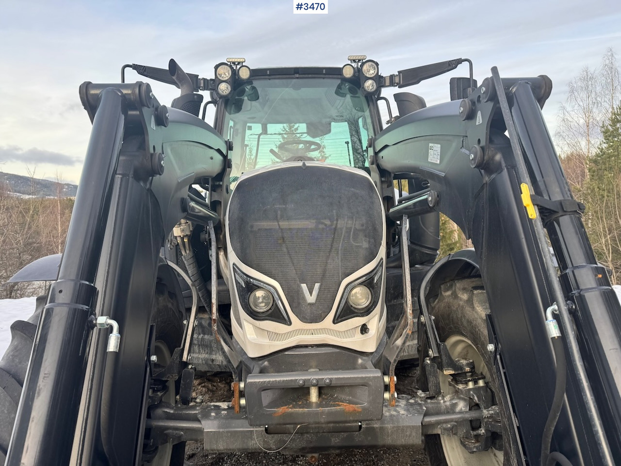 Máy cày 2019 Valtra N134 w/ Front loader and bucket. 900 hours!: hình 33