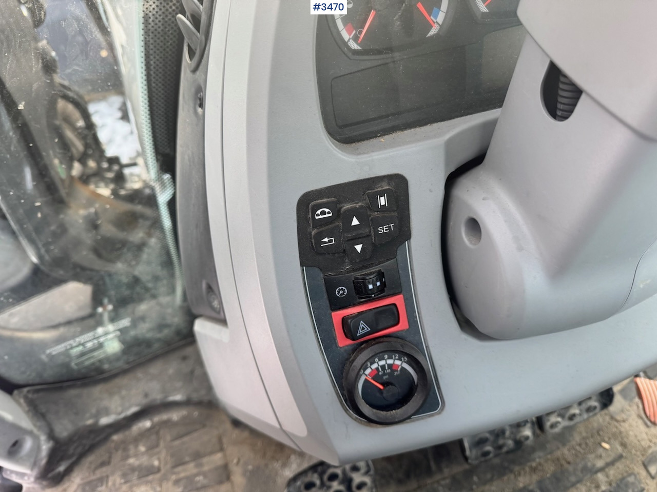 Máy cày 2019 Valtra N134 w/ Front loader and bucket. 900 hours!: hình 30