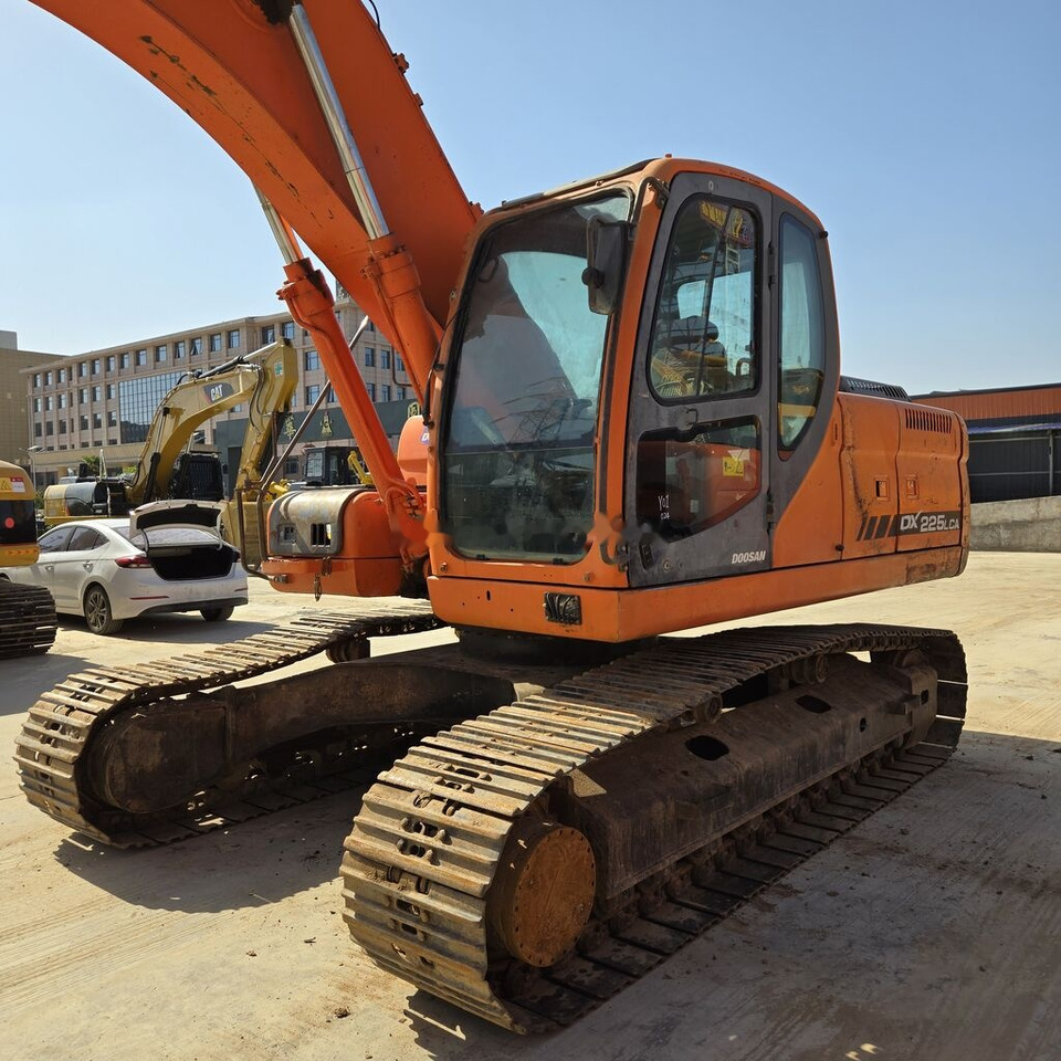 Máy xúc bánh xích Doosan DX225LCA: hình 6