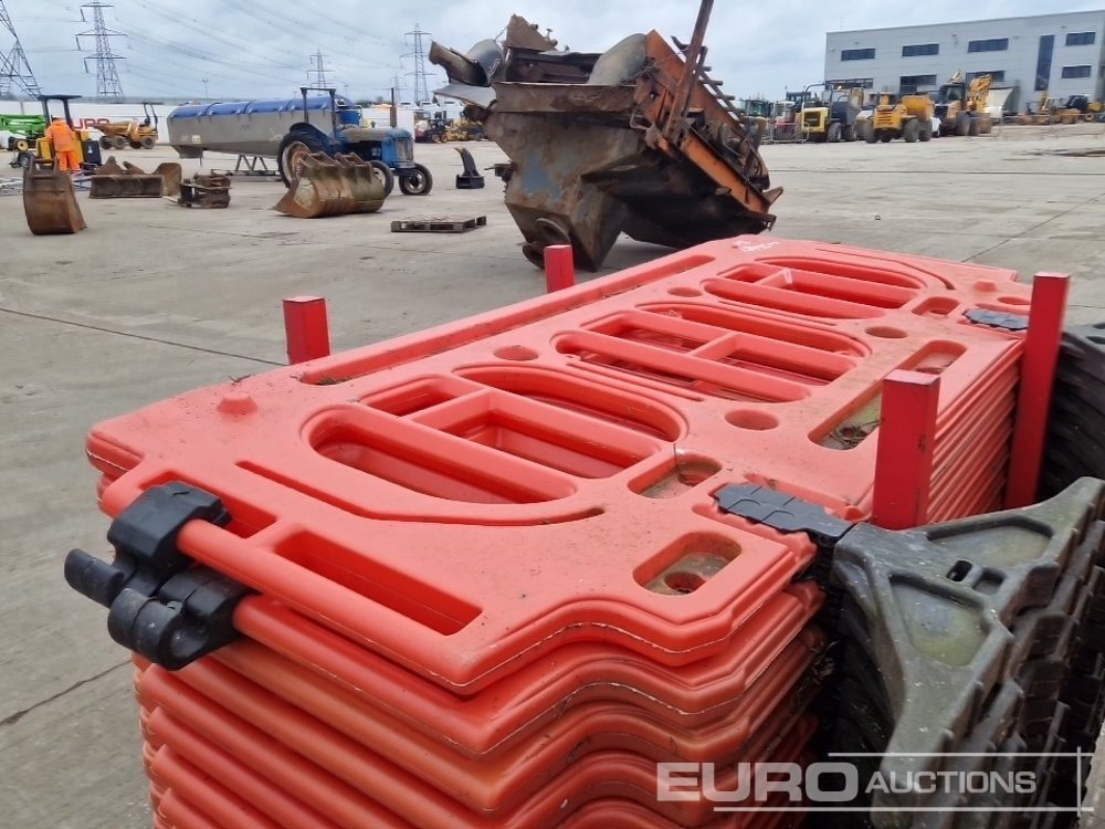 Trang thiết bị xây dựng Stillage of Plastic Pedestrian Fencing (3 of): hình 21