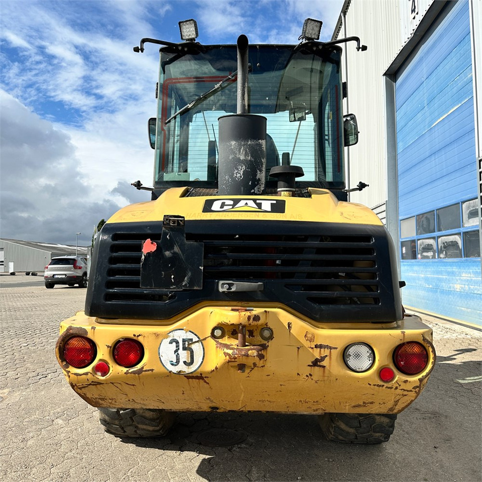 Máy xúc lật bánh lốp Caterpillar 907H: hình 11