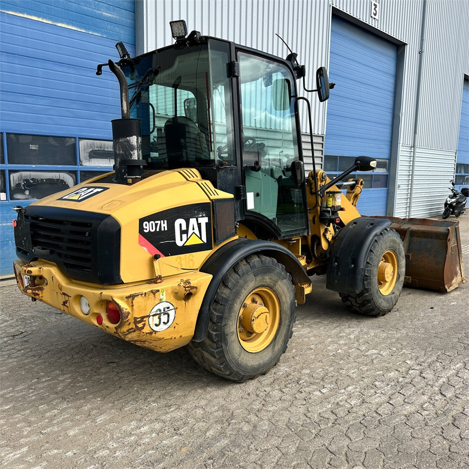 Máy xúc lật bánh lốp Caterpillar 907H: hình 10